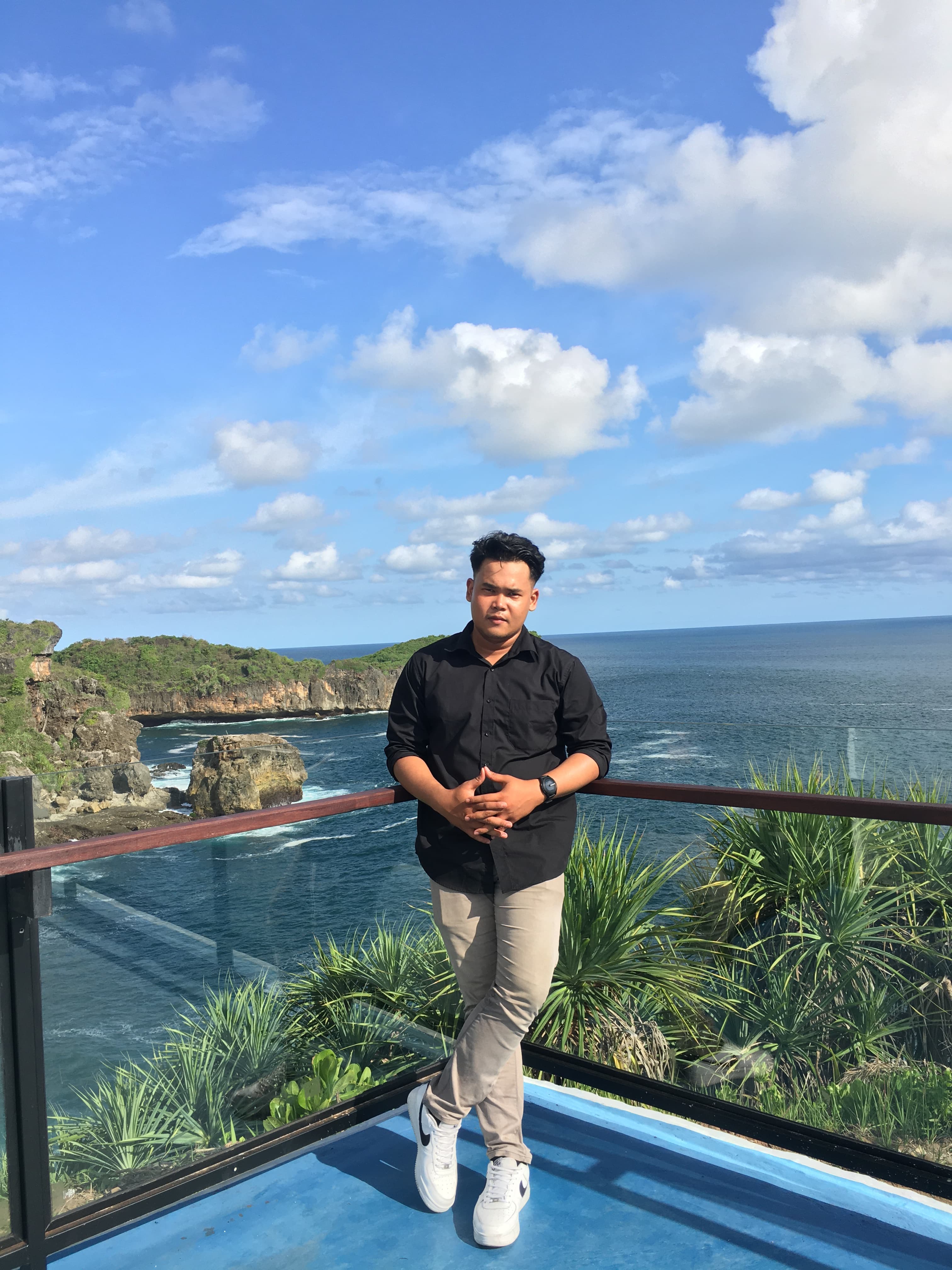 Mochammad Naufal Bagaskara, S.Kom - CTO & Web Developer Project Master ID